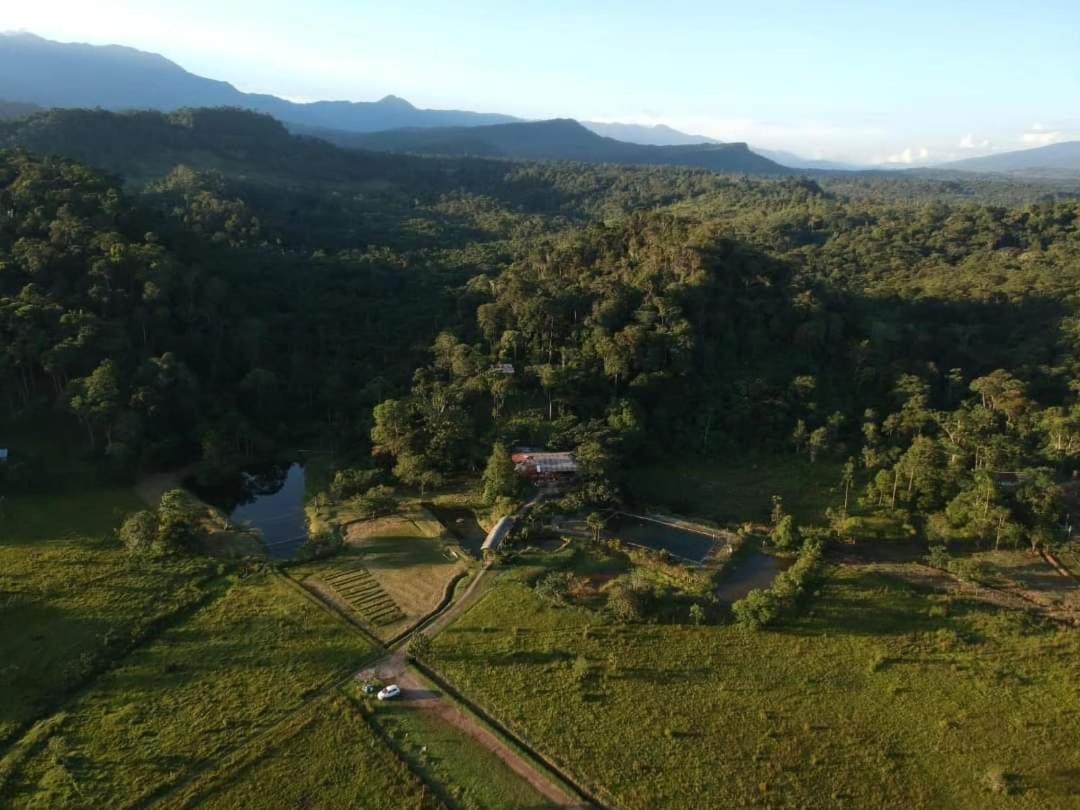 Donde Se Oculta El Sol Hotel บีญาการ์ซอน ภายนอก รูปภาพ